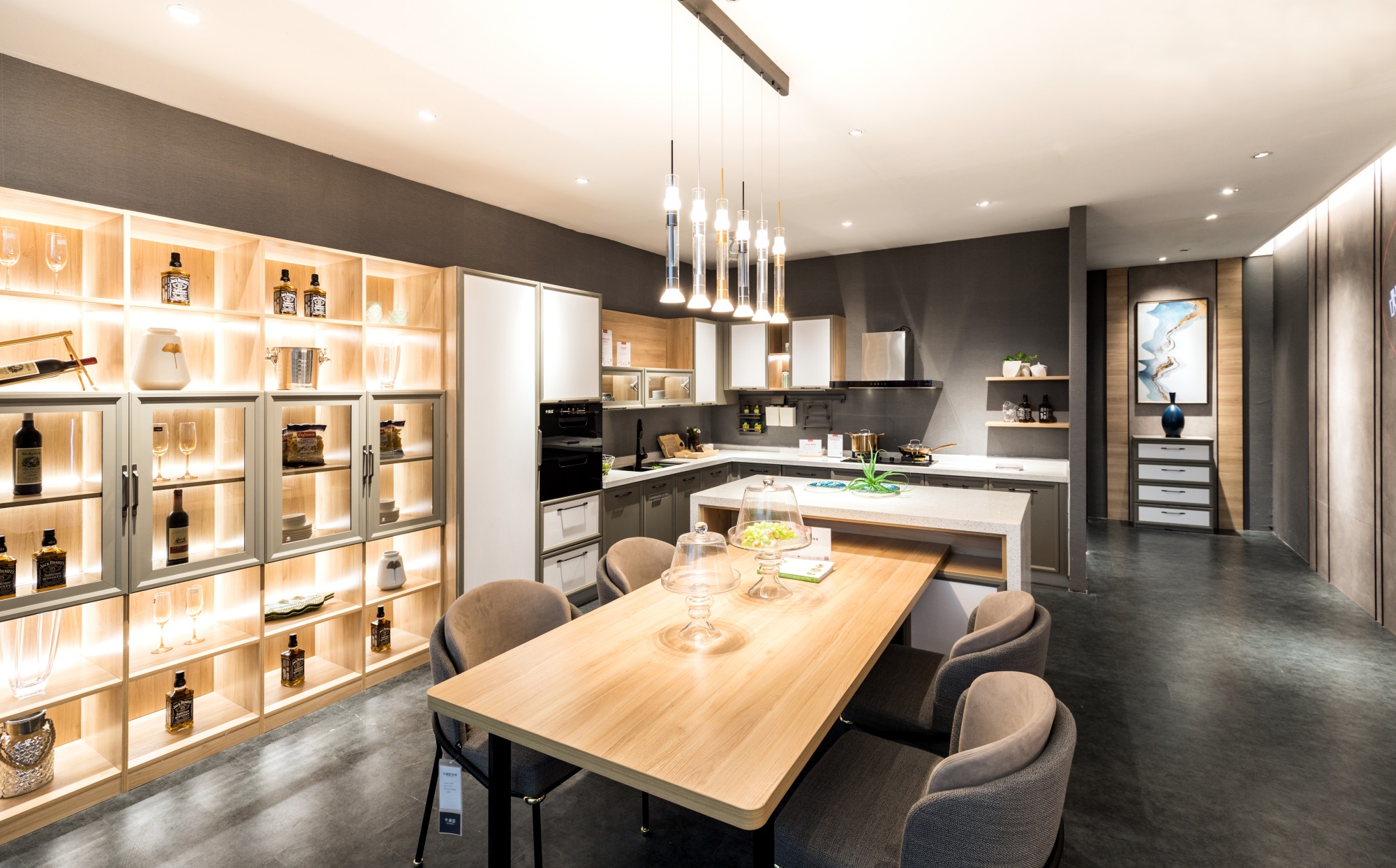 卡諾亞全屋定制套餐26800，提前引爆五一家裝市場(chǎng)